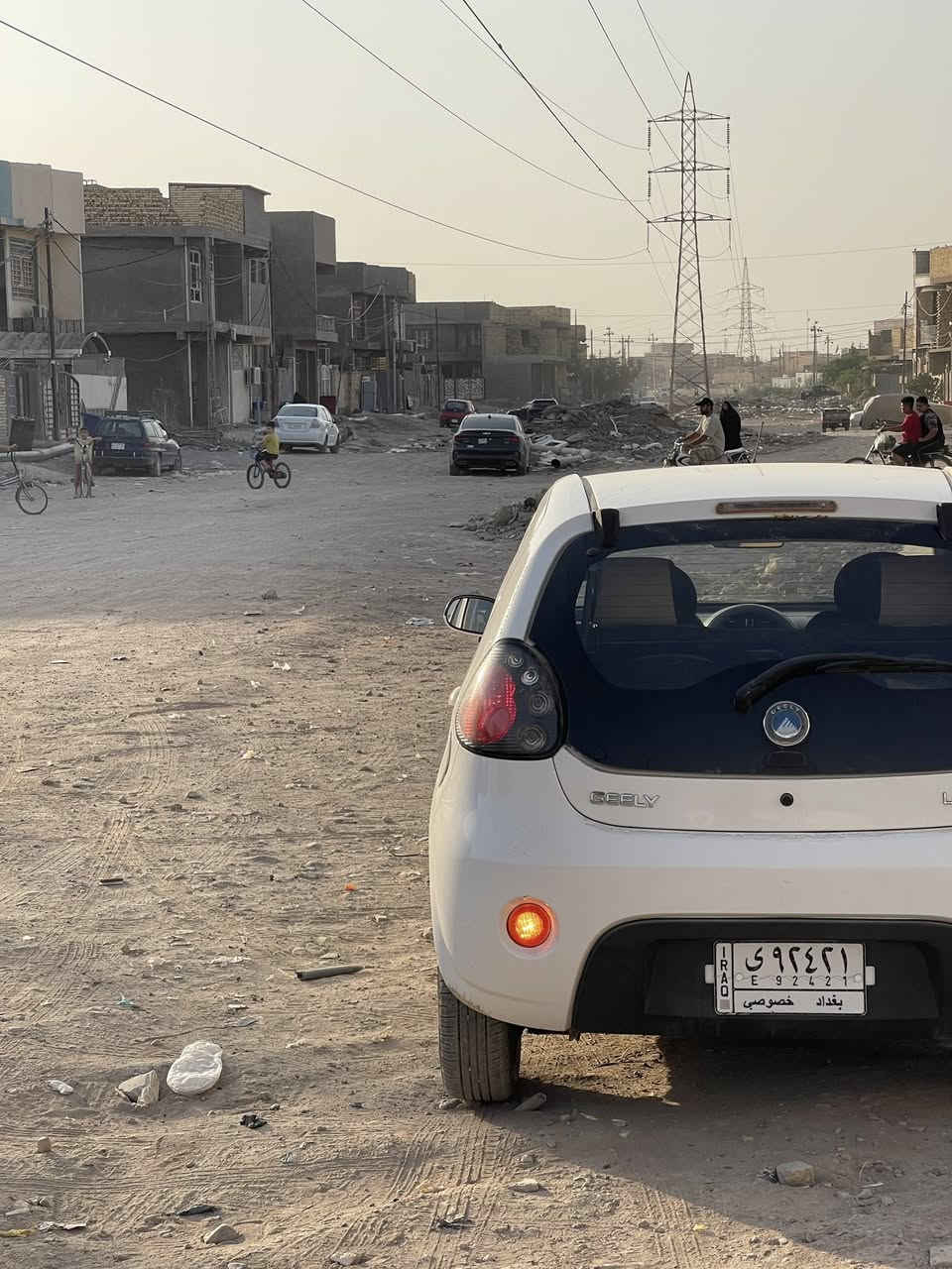 باندا LC
موديل 2013
كير مكينة مكفولات فول
كهربائيات حدادية كفاله
تبريد شغال 
سياره حلوه مابيها اي نقص واقتصادية جداً
مكانها حله-شارع 60-خلف مدينة حمورابي السياحية
سعرها 48 
0772 361 8771
