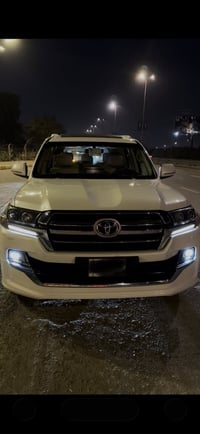 لاندكروز • ٢٠١٩ • ٦٣٠٠٠ كم