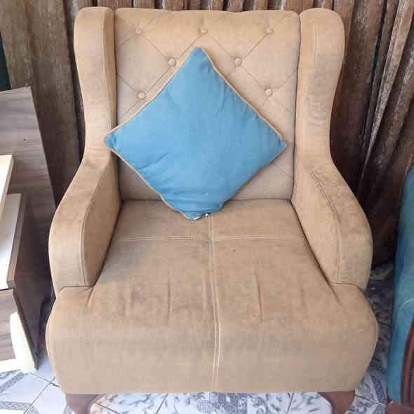 للبيع تخم تركي ٨ مقعد مستعمل
السعر ٤٠٠ بي مجال بسيط
التواصل مع الرقم ***********
