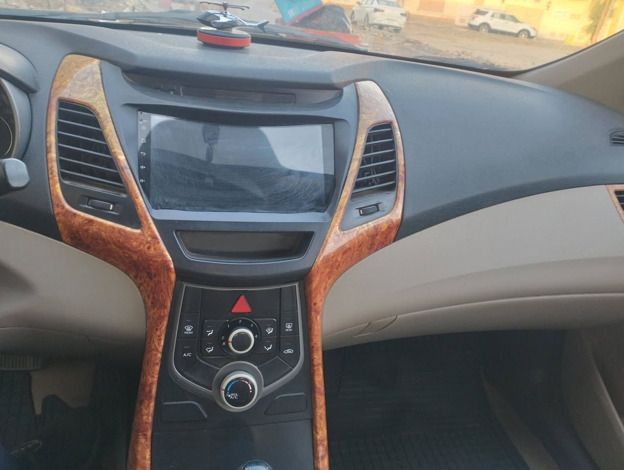 الانتره موديل 14 شكل 16 فول مواصفات ماعدا بصمه مكفوله من ظربه تبديل ماعدا دوس شبر قماره كد شبر تجميل سياره جديده ماشيه 160 تواصل عل رقم هاتف 
***********
