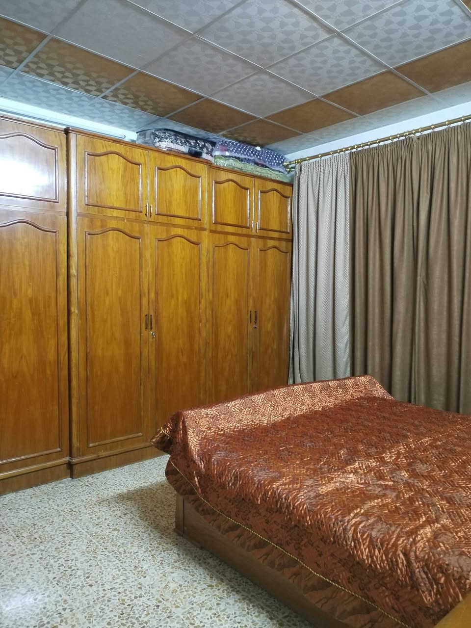 عروض مكتب الصادقين للعقار
دار للبيع في حي الاخاء الثانيه مساحه 125 متر. ركن

ملك صرف طابو الزهور. معزول عزل تام يصلح استثمار

ط الاول. غرفتين نوم. هول. استقبال. مطبخ. صحيات

ط. الثاني. غرفتين نوم. هول. استقبال. مطبخ. صحيات

َبيتونه..

مراجعه مكتب الصادقين للعقار سايدين الكنيسه تايتينك مقابل مرطبات الصفار للاتصال ***********

نستقبل جميع العروض التجاري والسكني
