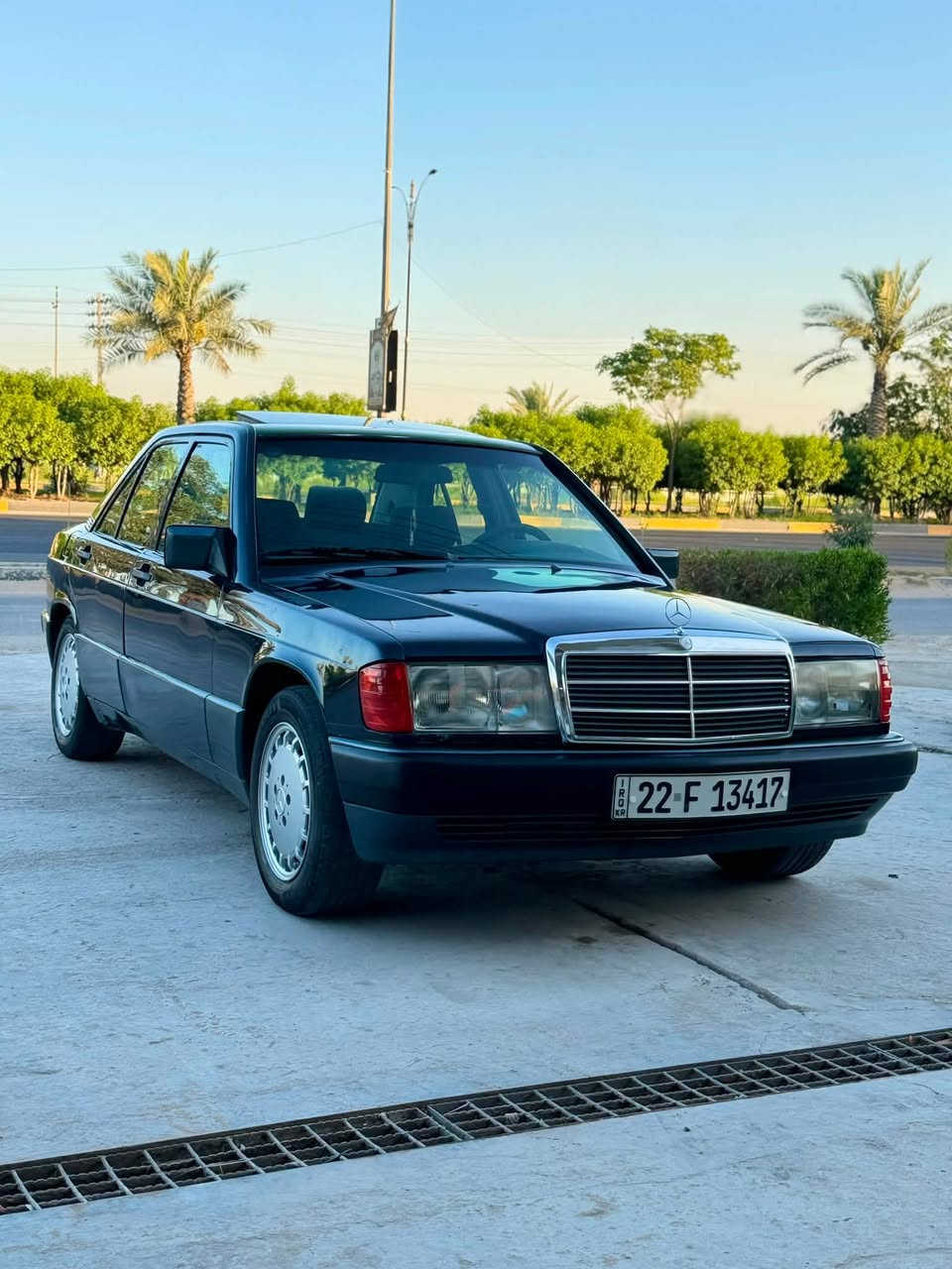 مارسدس 190 كير محرك بلاد السياره كله بلاديه تبريد ثلج موديل 1992 سنويه وهزه جدد غرفته نضيفه سياره جاهزه مكان السياره كربلاء السعر 48رقم الهاتف ***********
