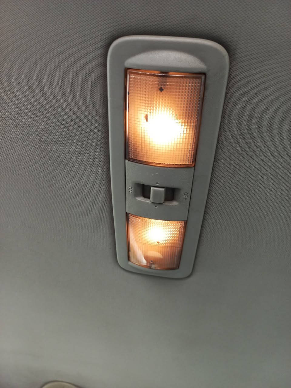 من رخصت صاحب الكروب المحترم نيسان بفندر موديل ٢٠٠٩خليجي مال جناي جاهزه من كلشي بس التدفئه عاطل بس توصيل صوندات منضومه غاز انسه البانزين وين ماتروح تسافر بيهه سياره احلى من الصوره ..بغداد  ابوغريب تلفون ***********....السعر ١٢٥
