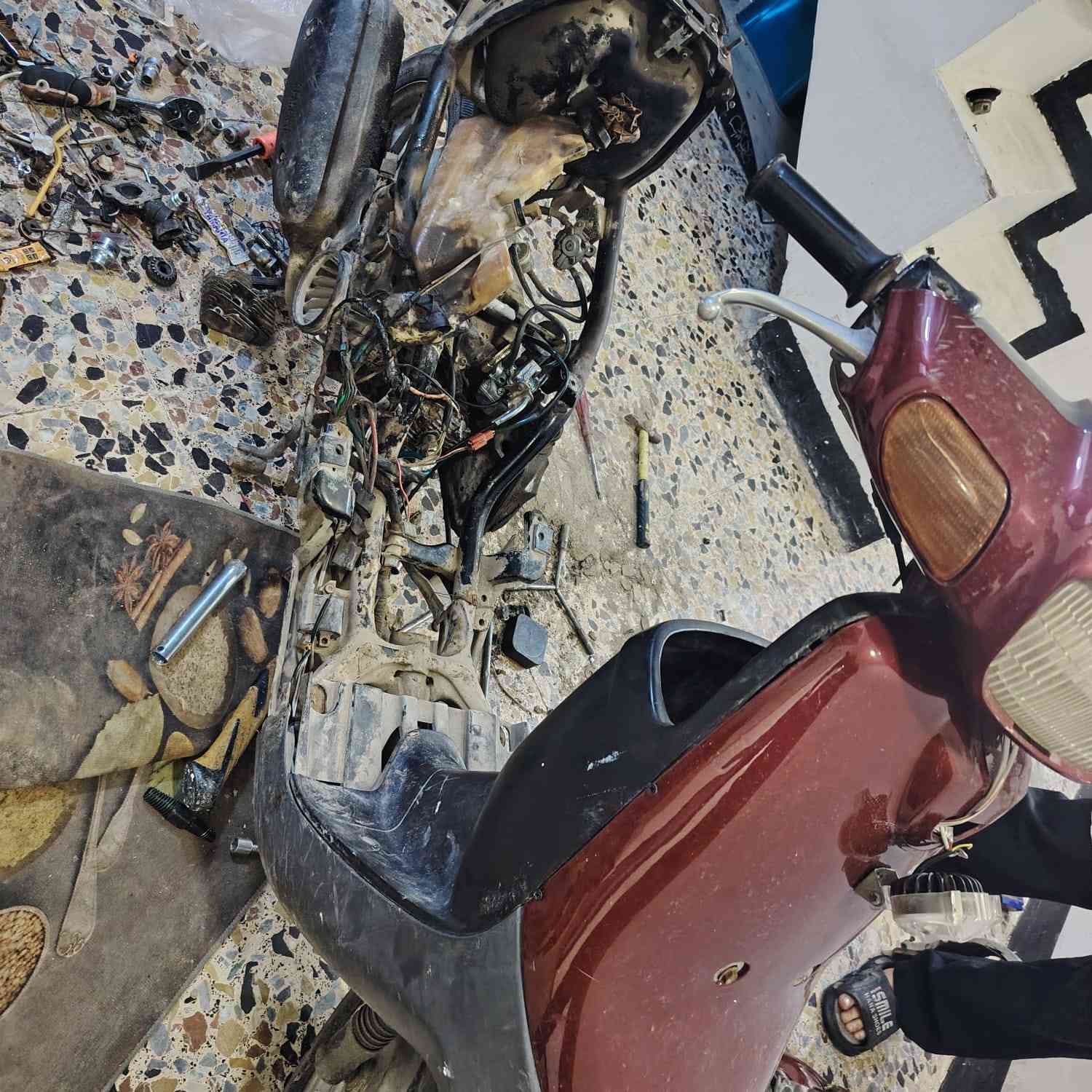 سلام عليكم دراجه بطه للبيع تحتاج كور موجود مشتري تفصيخ اصلي حته كازكيت جايب بس ردت افتح نتات الكورر
سحكن تجي اخليلك البلك شرط تشتغل بس بدل الكور الي مشتري اني الي يعرف يسويه بالعافيه سعره١٠٠قفل ربع مينزل  كفرات نضيفه  حته باتري شغال


**إذا كنت صاحب هذا الإعلان وتريد حذفه لأي سبب، رجاءا أرسل رسالة إلى الدعم الفني**