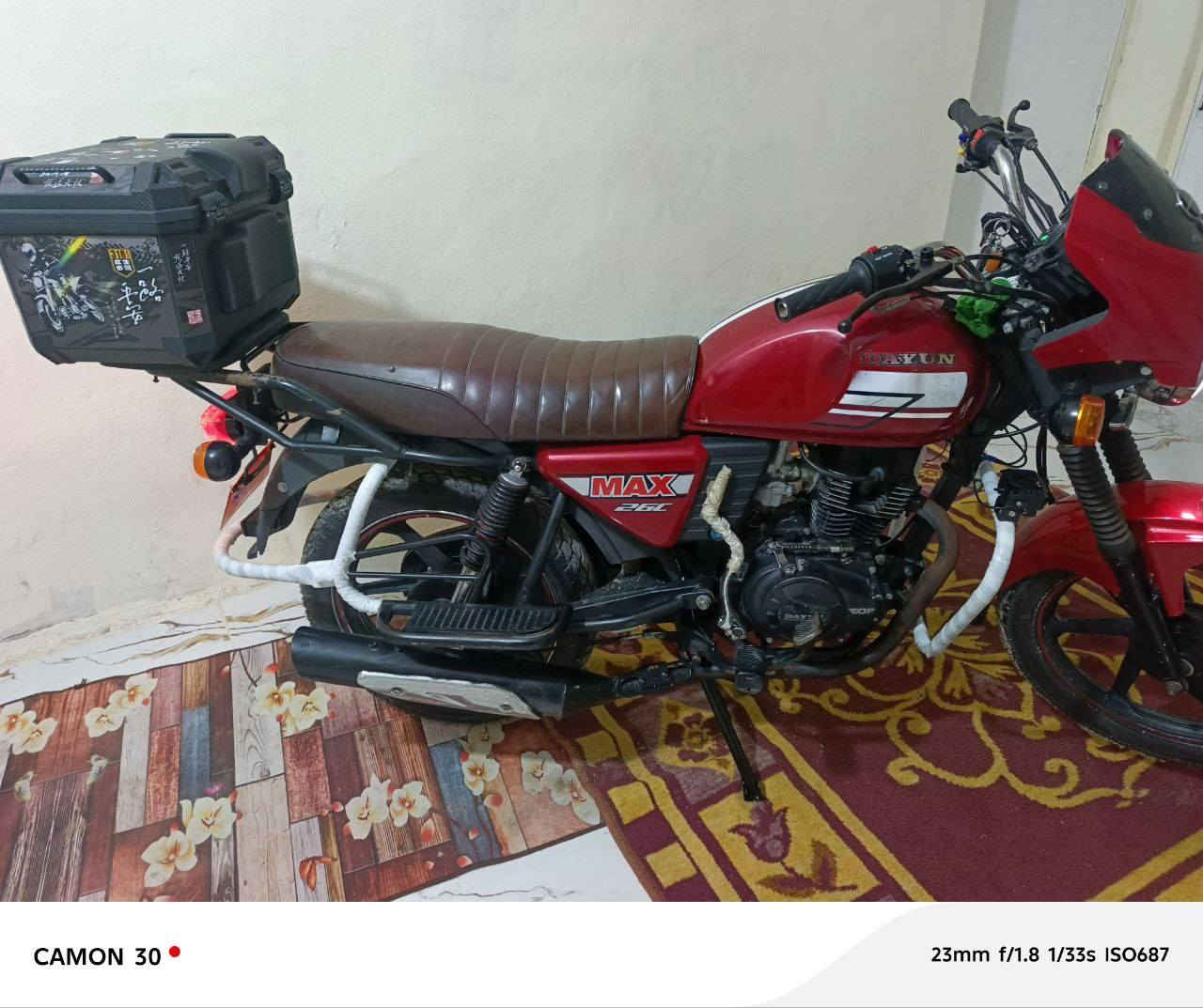 السلام عليكم
حبايب دراجه دايوان مديل 21 دراجة جديدة  اوراق كاملة ونضيفه 
العنوان خاجية شارع بدرة ***********
