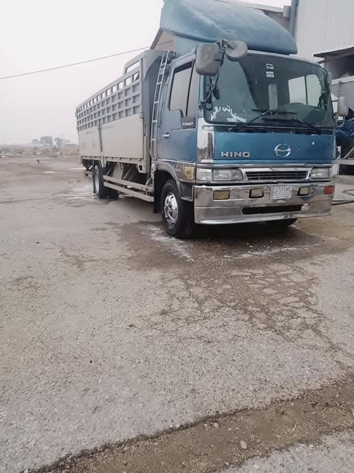 تحيه طيبه
هينو انكر طول سته وربع ابلادي تخم تاير موديل ٢٠٠٠ بصره اتصل وادلل ***********
