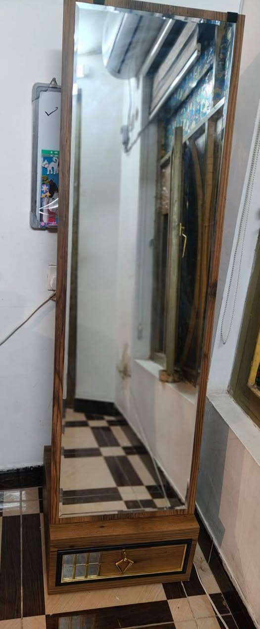السلام عليكم
غرفه نوم تركيه 9 قطع جديده للبيع صار اقل السنه من ماخذه صارت عليه 18 ورقه
السعر 1.400 مليون واربعميه وبيه مجال بصيط
مكاني الدوره حي اسيا الشراي يدخل خاص او يتصل ع رقم بي واتس اب
 ***********
