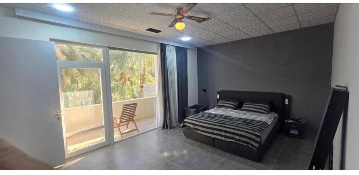 سلام عليكم للبيع داره كوناره طابو زراعي مساحه ١٥٠ متر  بناء جديد طابق اول يحتوي على 
هول داخلي مفتوح ٦&٨
مطبغ ٤&٤
غرفه٤&٥
مجمع صحيات 
ترك ٢&١٠

طابق الثاني
غرفه نوم ٤&٥
غرفه نوم ٦&٥
كلاوزيت ٦&٢
مجمع صحيات مع بانيو 

ملحقات 
كاونتر تركي مع طباخ مع فرن
كلاوزيت ملابس مع ميز تواليت
مبرده٥٠ سرعه تبريد كامل البيت دكت
سبالت عدد ٢ 
للستفسار ***********
