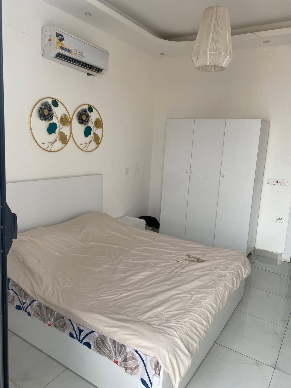 مزرعة للإيجار اليومي 🏡🌳

📍 الموقع: بغداد – الدورة – البوعيثة

✔️ أجواء هادئة ومناسبة للعوائل

✔️ مساحة واسعة وخدمات متوفرة

✔️ مثالية للراحة والونسة

📌 للحجز والاستفسار يرجى الاتصال أو المراسلة على واتساب: 

 📞 ***********

 موثق في تطبيق اجرلي لسياحة المزارع في العراق 🇮🇶
