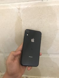 Iphone XR 64GB بس يرادله فك ايكلود