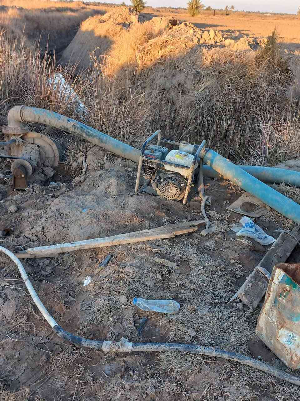 السلام عليكم ارض زراعية خمسة دونم مع بيت وحقل عجول سند٢٥ باسم شخص واحدمزروعة حنطة سعرمناسب خيكان الشوملي ***********او***********
