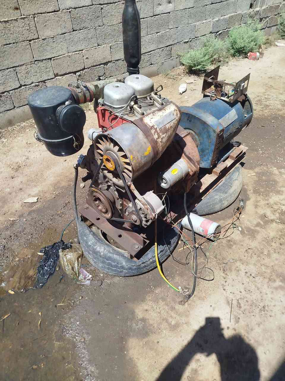 السلام عليكم.. مولد دويتز 2بستم الماني 912 وراس توليد 20KVA محرك مجفت جديد وغراض اصلي .  السعر 16 ورقه بي مجال بسيط .. مكاني التاجي .. *********** وايضا متوفر وتساب
