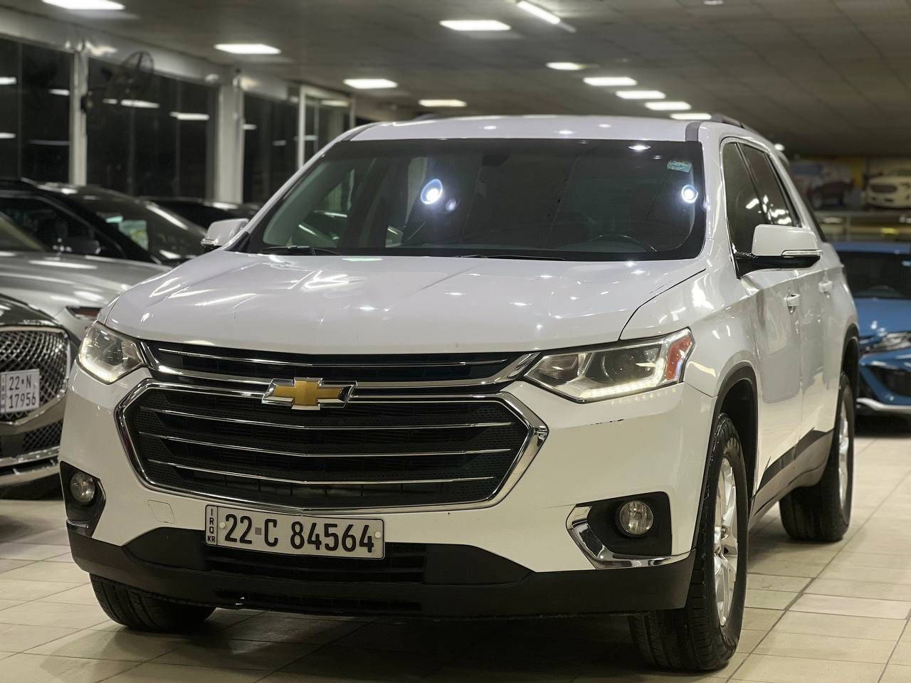 السلام عليكم ورحمة الله وبركاته.
#معرض_ابن_شعبان_لتجارة_السيارات. 

_________________________________
✅اسم السيارة : شوفرليت ترافرس LT 
✅الموديل :  2021
✅رقم السيارة : رقم اربيل  تحويل ملكية او وكالة
✅السعر :  168 ورقه
✅الضرر :الجاملغ الامامي الايسر+الابواب اليسار
✅عداد المسافة : 46. الف ميل
✅الايرباكات : ضرر سستم الايرباك
__________________________________________
🔻1-حجم المحرك 6 سلندر 3600
🔻2-ويل كب حجم 18 مع طقم تايرة 🔻بحالة ممتازة 
🔻3-بصمة ابواب و بصمة تشغيل و تشغيل عن بعد 
🔻4-لايتات زينون عالي ناصي 
🔻5-كشافات دعامية
🔻6-جنطة كهرباء 
🔻7- رادار جانبي 
🔻8-اشارات في المرايا الجانبية  
🔻9-كامرة خلفية  
🔻10-تحكم كهربائي متكامل لمقعد السائق 
🔻11-تحكم ستيرن جهتين متكامل 
🔻12-المقاعد الأمامية تدفئة فقط
🔻13-شاشة كبيرة الحجم للتحكم بكافة الايعازات

 
🔵السعر المطلوب : 168 ورقة🔵 

 
 
__________________________________________
للأستفسار اكثر : 
المزادات☎️ ***********
الادوات ☎️***********
المبيعات☎️***********

🔴العنوان: النجف الاشرف🔴
🔴المدينة المائية🔴
🔴مقابل حي الجامعة🔴
🔴مجاور كافية الزاويه🔴
