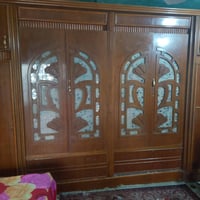 للبيع • تفصيل خاص • غرفه اخشاب