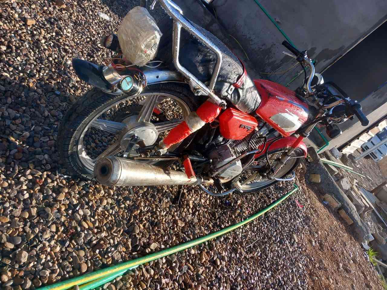 سلام عليكم دراجه سيفان موديل18.   كامله من كلشي مكينتها خير من الله كهرباءيات شغاله نكرت سلف
اوراق كامله  البكان شهربان الوجهيه  سعر 325 وبيه مجال بصيط 
رقم 0772181322 وتساب


**إذا كنت صاحب هذا الإعلان وتريد حذفه لأي سبب، رجاءا أرسل رسالة إلى الدعم الفني**