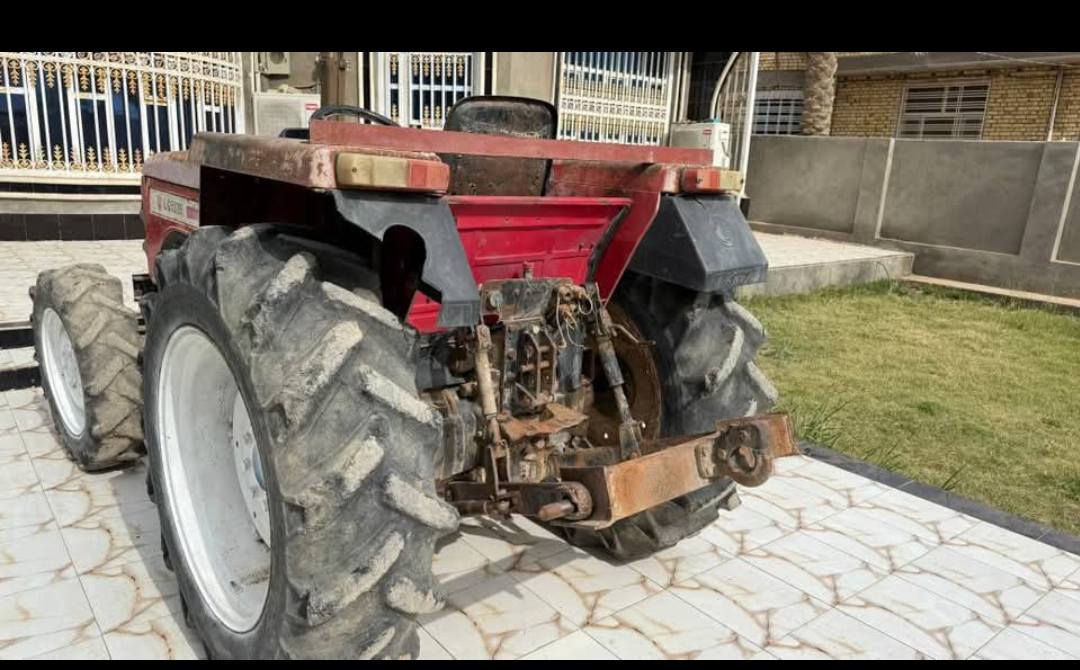 سلام عليكم ورحمه الله وبركاته كاروبه للبيع اربعه سلندر ياباني موديل دبل اكسن استيرن باور شركه 98 معا خرماشه وديجر وعربانه السعر 6مليون دينار المكان الديوانيه الرقم الاتصال ***********
