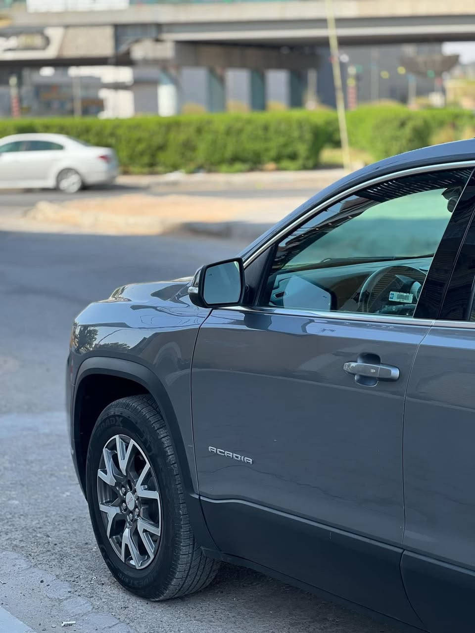 اكاديا ٢٠ سياره فول عدا الفتحه / مكانها كربلاء سعرها شدتين وبيها مجال بسيط  ٦ سلندر  ***********
