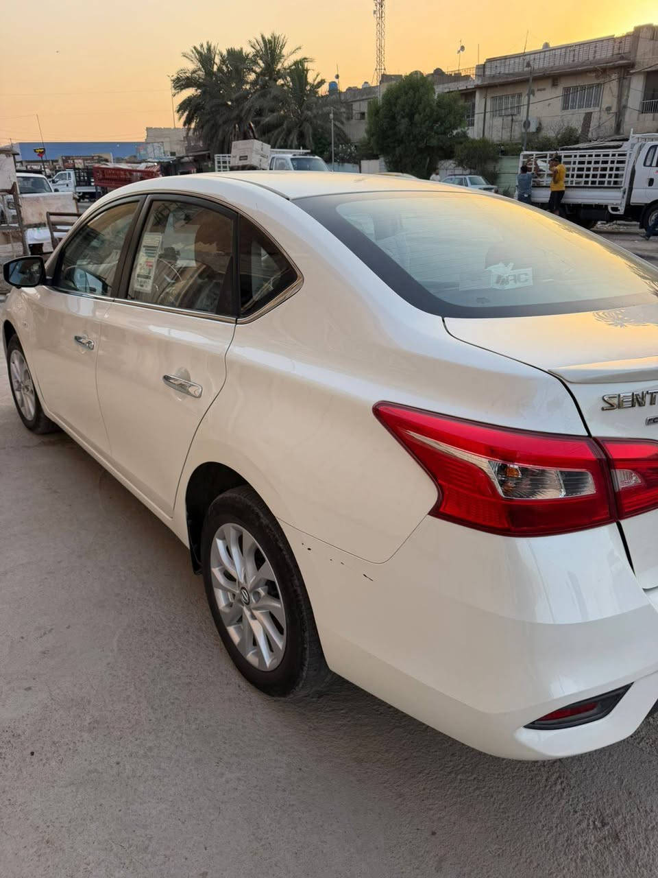 نيسان سنترا 2025ماشيه1900الف رقم اربيل 4كامرات  *********** السعر 122$
