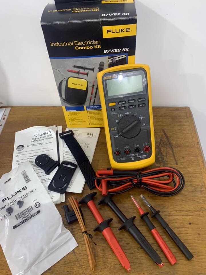 87V 
للبيع مع كامل الملحقات صناعة امريكي من امريكا مو مثل الي بوكالة العراق صيني او ماليزي
السعر 600 دولار قفل اخوان لان هو بس الجهاز ب 600 والملحقات كامله حمالات وقراصات وبروبات وثرموستات سعرهن اكثر من 300 دولار اني ابيع الكل ب 600 دولار لان محتاج وعندي 179 استخدمه لشغلي هذا ما محتاجه نضافة موضحة بالصور اللزكات عليه والسدادات مال فتحات بعدهن بالجيس  وكتلوكات كاملة العنوان كركوك توصيل متوفر


**إذا كنت صاحب هذا الإعلان وتريد حذفه لأي سبب، رجاءا أرسل رسالة إلى الدعم الفني**