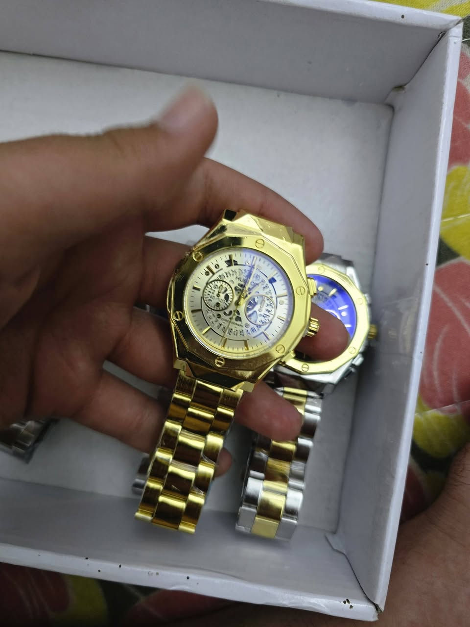 کاتژمێر بۆ فرۆشتن
مارکەی Hublot

زۆر ڕاقی و شاز 

تایبەتە بۆ جەژن

نرخ:دانەی ١٥
دووان بە ٢٥
سیان بە ٣٠


**إذا كنت صاحب هذا الإعلان وتريد حذفه لأي سبب، رجاءا أرسل رسالة إلى الدعم الفني**