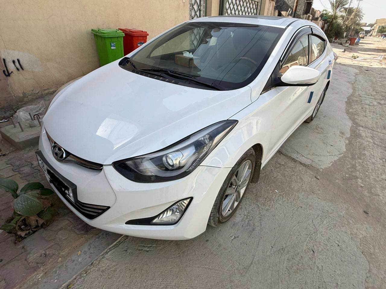 سلام عليكم الانتره2016 خليجي
مكفول كفاله عامه
مواصفات 
فول ما عدا بصمه
يدات نيكل 
مري شفط + تبريد قطعتين
شاشه + كامره دواره
بانوراما 
مكينه1800 
اشاير بالمري
فقط ببه ملاحظات بسيطه
السعر 133 وبيه مجال
الاتصال على الرقم *********** حلة, بابل
