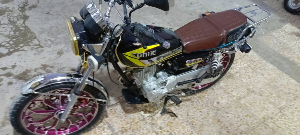 السلام عليكم دراجه سونك 5 كير  للبيع موديل 2024 الدراجه مكفولة كهربائية شغاله الدراجه استخدام شخصي ماشيه7 الاف نقصه بس شاشه  لن محتركه السعر 700 وبيه مجال موجود على الخاص


**إذا كنت صاحب هذا الإعلان وتريد حذفه لأي سبب، رجاءا أرسل رسالة إلى الدعم الفني**