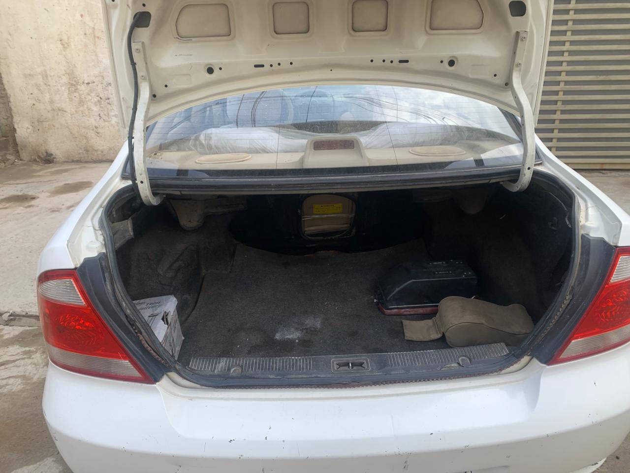 السلام عليكم سياره سني 2009  مكاني بغداد المشتل عارضه 82       وبيه مجال  كلشي اموظح   بلسونار    . للستفسار ***********   الرقم الثاني ***********
