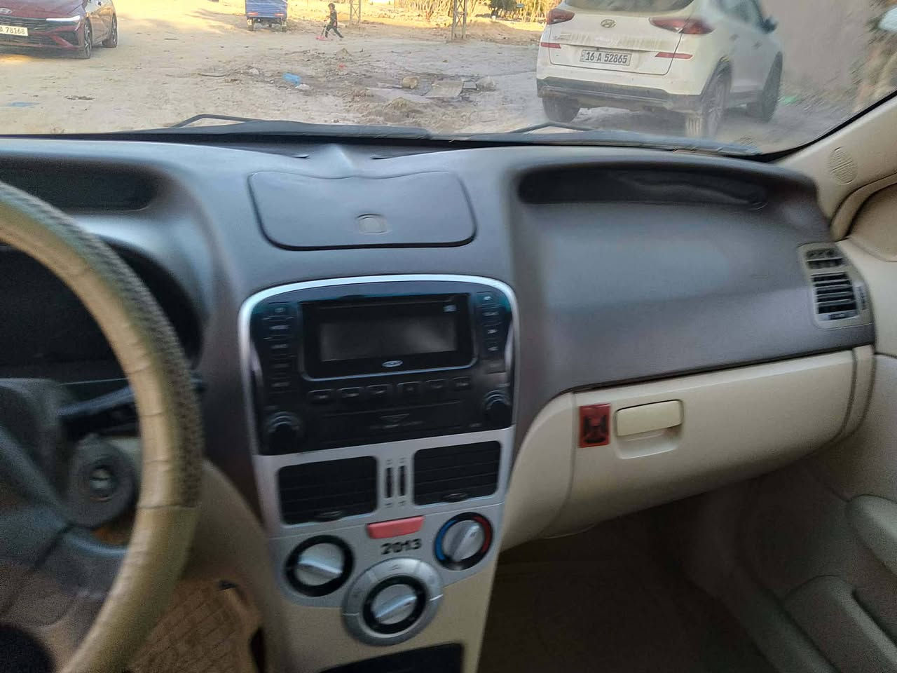 السلام عليكم 
شيري فلاوين 2013 للبيع 
السعر 40 
مكلف بالنشر 
رقم صاحب السيارة 
*********** 
مكان السيارة ديوانية
