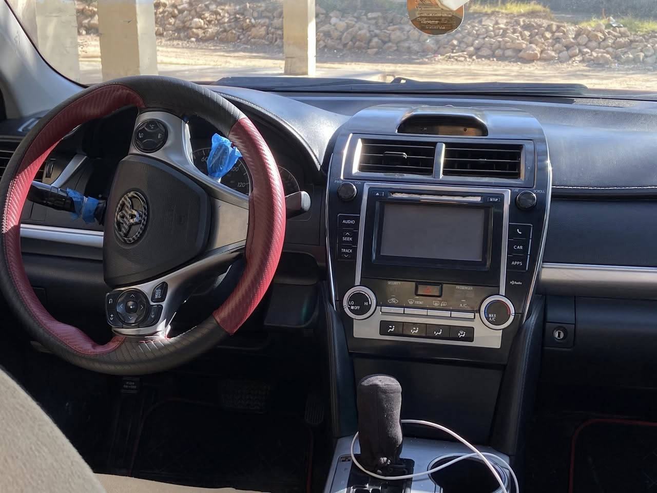 سلام عليكم ورحمة الله وبركاته 
كامري 12 se رقم اربيل دولي 
سياره بدون حادث. ظرهاا تيزاب من امريكا. جاملغ بنيد صبغ وصوره الظرر منزلها بصوره 
  مكان ال سياره الانبار حديثه 
الاستفسار. ***********
وترهم مروس ع كورلا 17فوك
السعر 125
