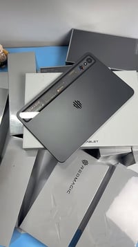 متوفر ايباد ريد مجك استرا فقط مفتوح من الكرتون ذاكره 256 بطاريه 100 خد...