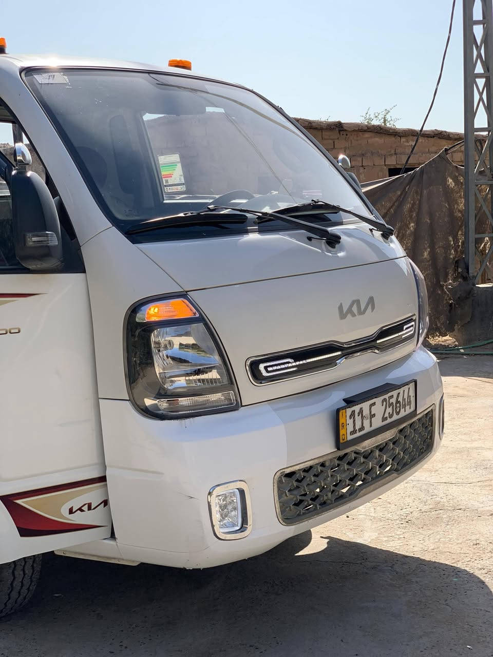 السلام عليكم
كيا بنكو مديل (2024 ) للبيع 
سياره جديد كلشش ماشيه (84 ألف)
فول مواصفات 
ايرباك
ABS
شاشه + كامره 
فول سستم LED 
مكفوله كفاله عامه (عده بارد كلش قليل بلباب موضح بل صوره ) سياره نضيفه وجديده رقم بغداد الدولي بأسمي مداور ثاني يوم 
مكان السياره النجف الاشرف 
السعر ( 160 ) وبيه مجال بسيط 
موبايل 
***********
***********
