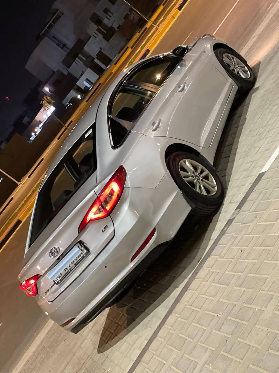 السلام عليكم
هونداي سوناتا SONATA
موديل 2017 أصل لون سلفر
محرك 2000 غاز أصل
  
ادوات ادوات دخول جديد✨ (گصه جنطه)

(  شمالي الرقم الانكليزي )
 
تحكم ستيرن  + وضعيتين قياده ايكو + نورمل
 كشنات تدفئه وتبريد
مري شفط 

كير ومحرك وحداديه وتبريد كفاله كفاله

((❄️تبريد ثلجج ❄️))

السياره كامله من كلشي تاخذها جاهزه للأخير
ونضافه  100/100 

((دخول جديد هذا الاسبوع🚨))

#مكان البصره 
#السعر والأ ستفسار 
#اتصل ‭ ***********
