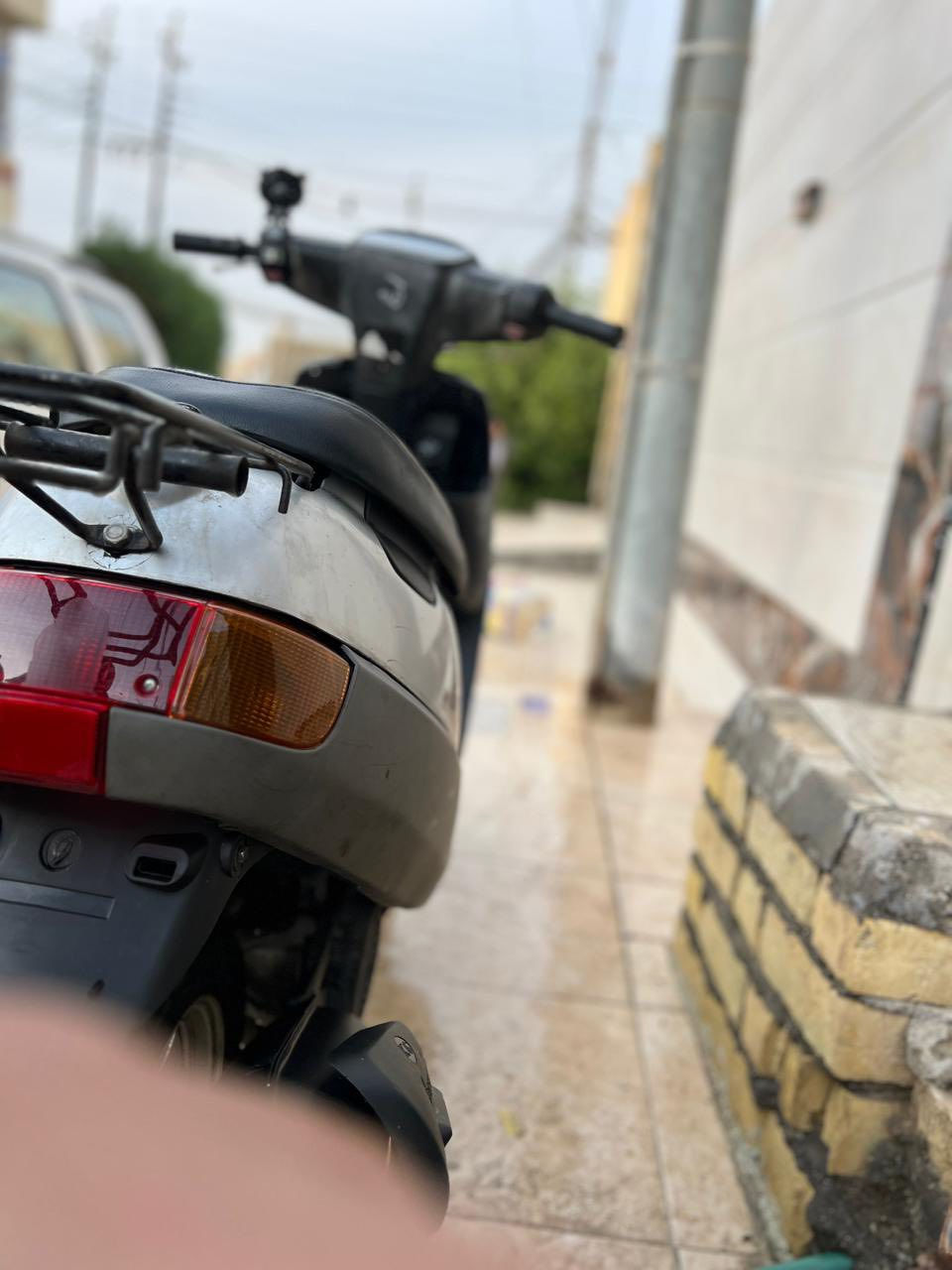 اقل الشهر من طالعه حاويه سعره ٥٠٠وبيه مجال برغي ممفتوح بيه شراي خاص رقمي***********
