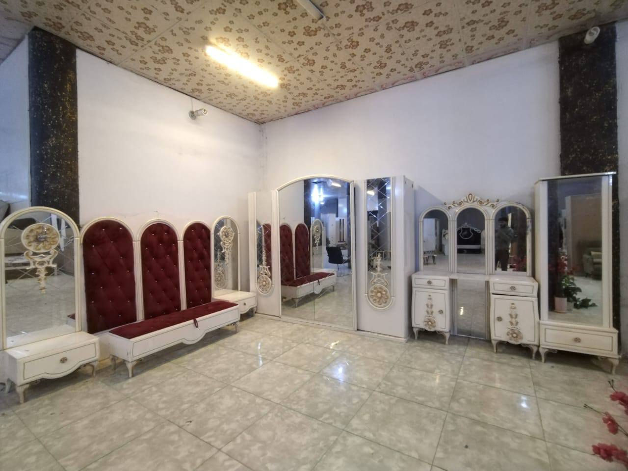 450 الف مع النقل والشد الطابق الأرضي داخل محافظة النجف الاشرف *********** ***********
غرفه نوم تركي 7قطعه مستخدم نضافه جيده
