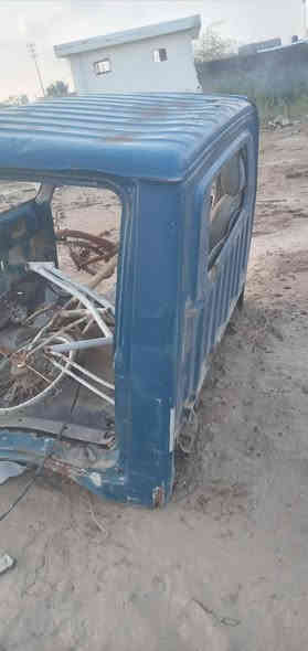 قمارة كيه للبيع  واسط العزيزيه بواب موجوده وياها سعر ٣٠٠ الف ***********
