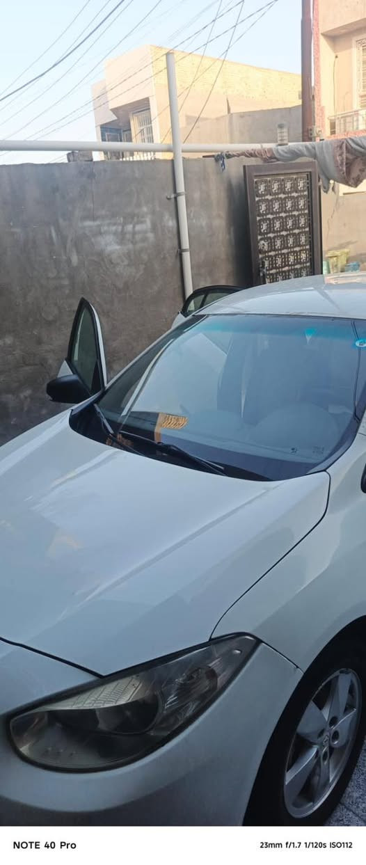 سياره رينوا للبيع موديل ١٣. الرقم ديالى المكان بابل ***********
