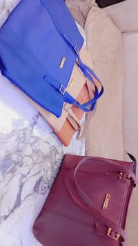 بنات بضاعه حلوه وجديده الحجز والاستفسار على هذا الرقم 07783607633