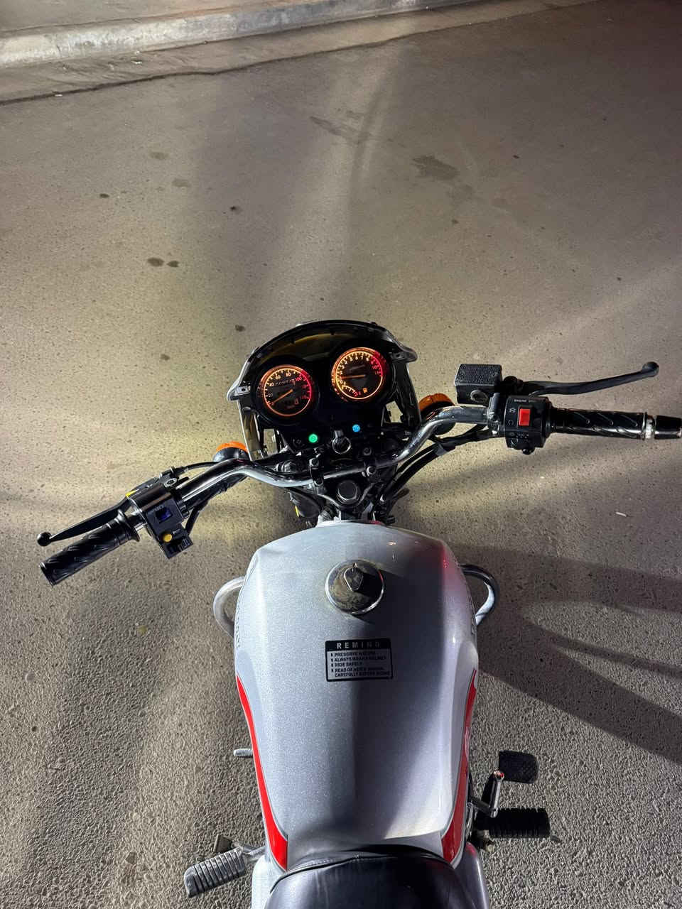 سلام عليكم دايوان مديل 2022 كامل مابيه نقص مكينه نضيفه
رقم كربلاء مشروع وطني وين مجان احول 
مكاني بغداد غزاليه 

*********** 
متوفر واتساب
