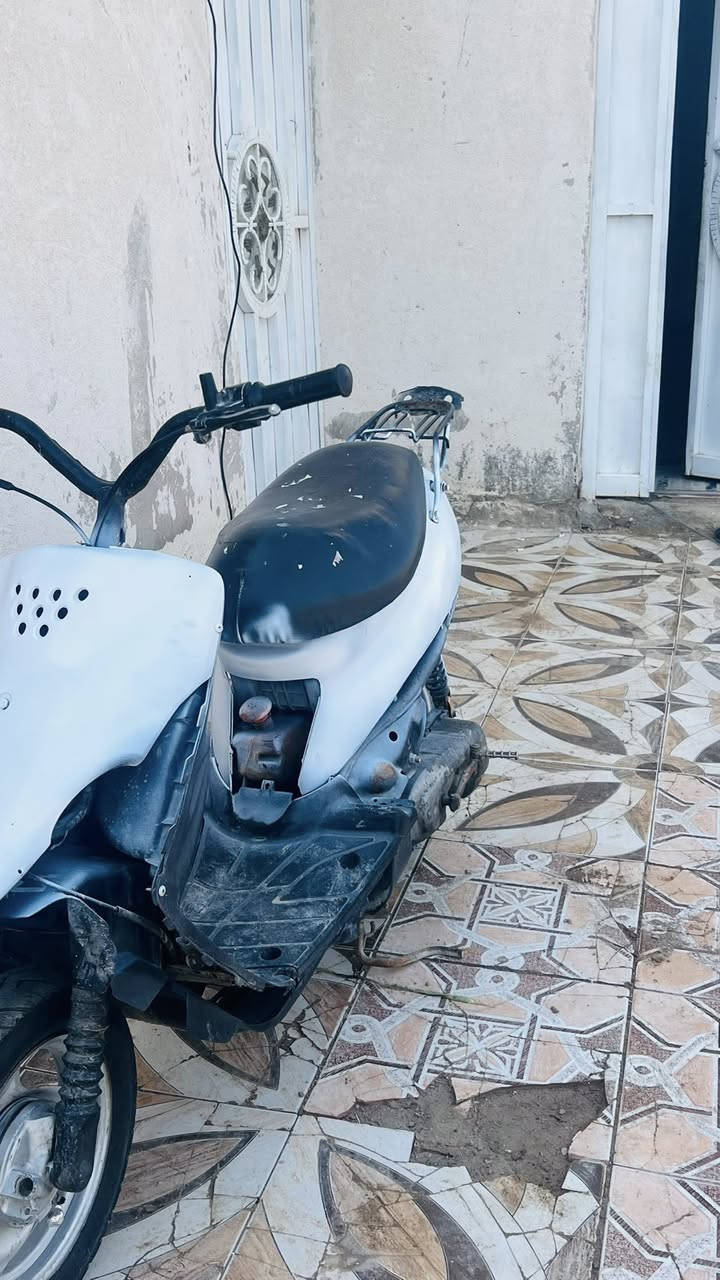 السلام عليكم دراجه للبيع او مراوس السعر 150 وبيها مجال مكاني القرنه للاستفسار /***********
