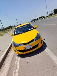 تاكسي • ٢٠١١ • ورق بي مجال
