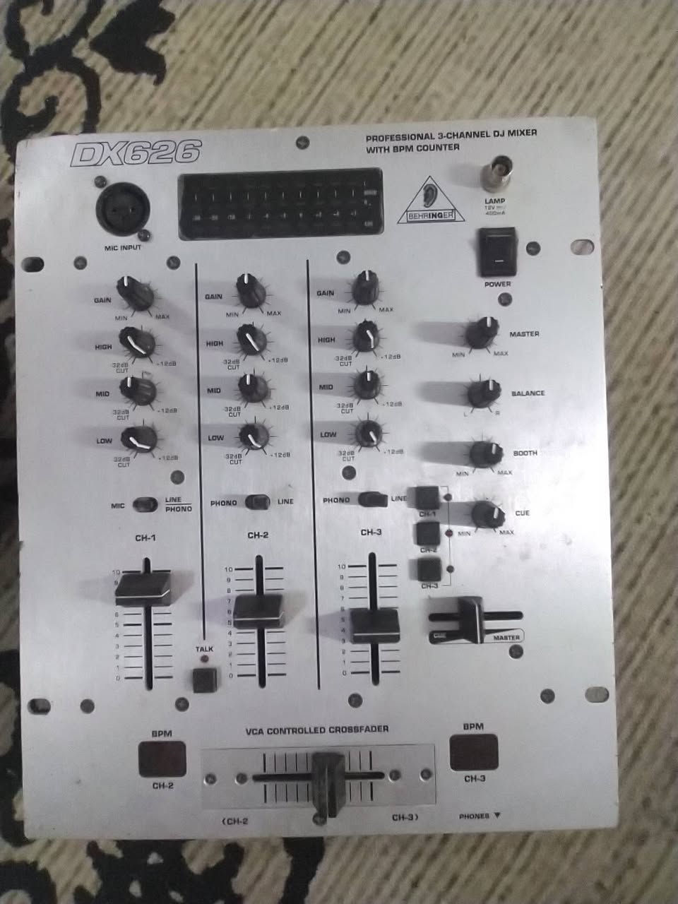 مكاسر اخرس.. بدون محولات.. مافاحصهن.. شلعه ب ١٥٠ الف..  سعر نهائي ملاحظه الياماها الجبير ٢ قطعه.. *********** يوجد توصيل
