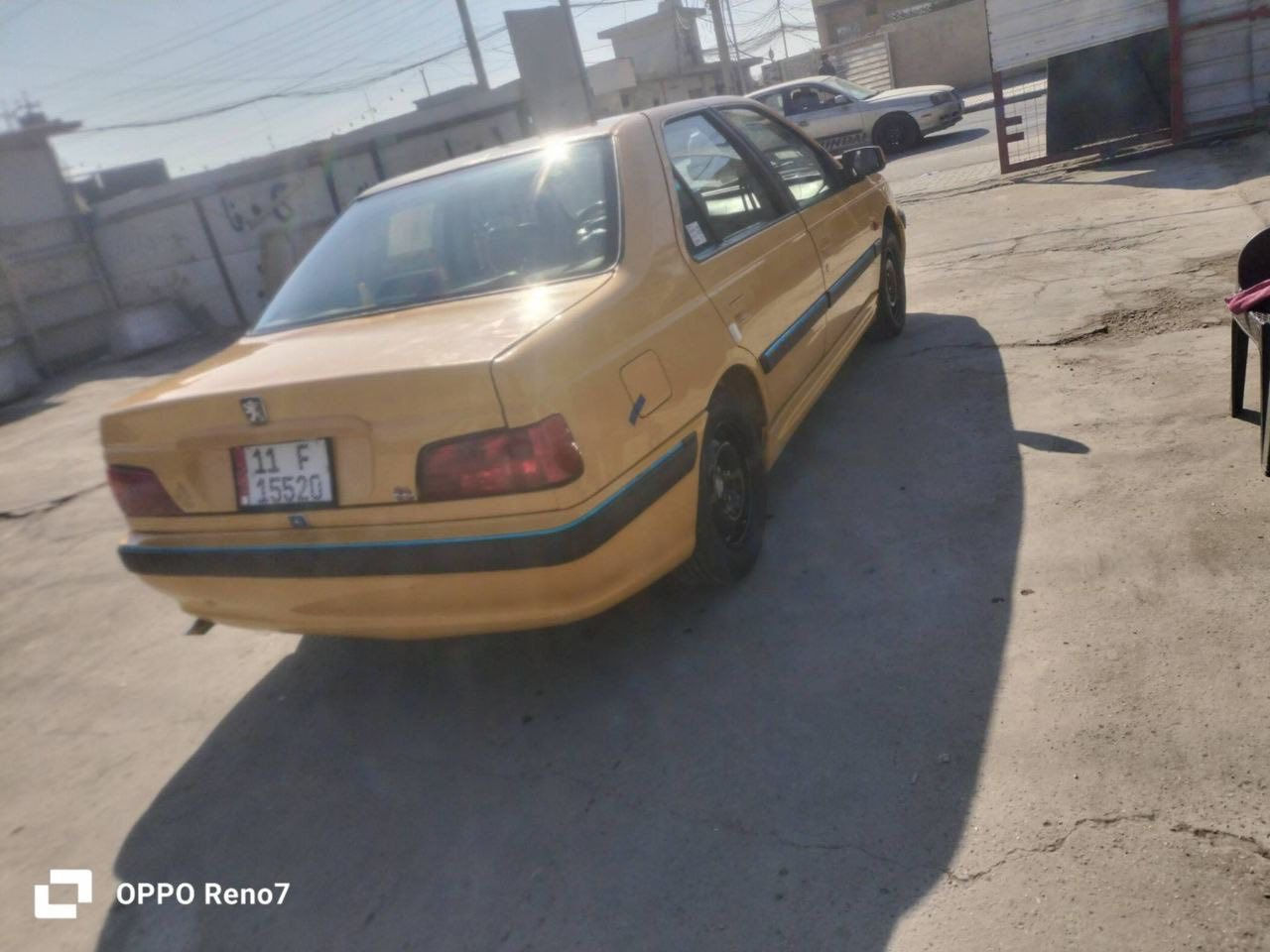 السلام عليكم
بيجو بارص 2015
تخم تاير جديد صدر جديد 
كير محرك مكفول كله السياره بيه بس هلال معمر مابيه صبغ 
مابيه ضربه 
الداخل مدوشم حراري ارقم وسنويه وهزه كله جديد 
مكاني حي الاعلام قرب تقاطع درويش 
***********حيدر 
السعر 58وبيه مجال بسيط
