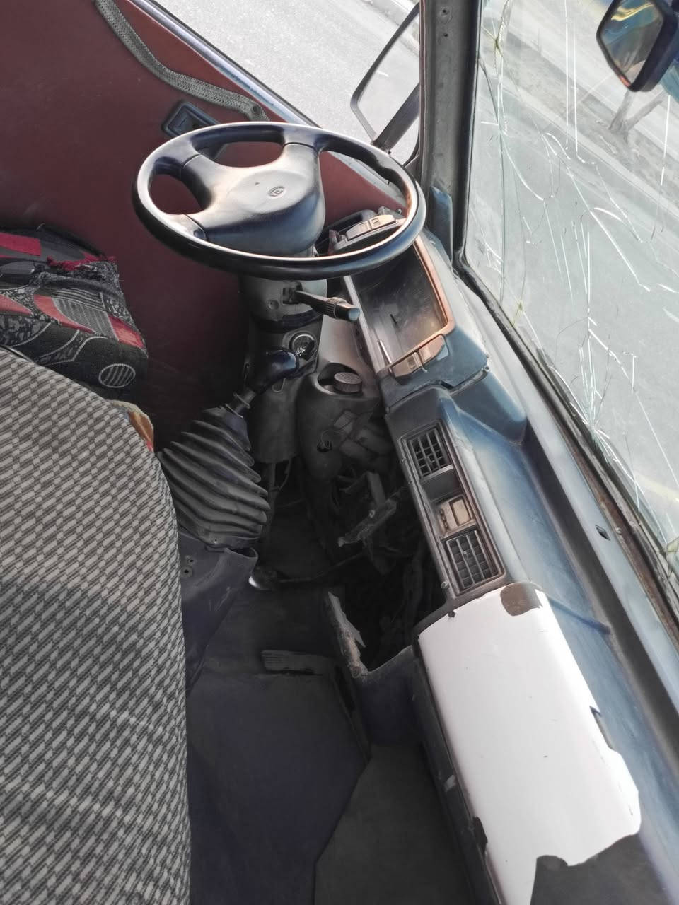 سلام عليكم كيه بستا للبيع موديل 93رقم بغداد الماني سنويه لل27مصفره رقم شاصي شعار بل تكمه تخم تاير جديد صار شهر من شاده مكينه تنقص مكاني بابل مسيب السعر 23وبيها مجال ‏‪0789 159 3897‬‏
