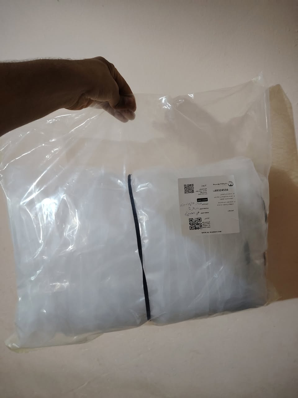 جادر شفاف اصلي✅ 
لحماية السيارة من الاتربة والخدوش غير متعمده 
سهل استخدام خفيف الوزن ثخين وليس تجاري ❌
 ضمان غطاء ميتأثر ب الشمس 
عندك سيارة وتعاني من الاتربة والخدوش 
خصيصا  جماعة الألوان الداكنه 
 تغسل بالليل سيارتك 
 والصبح تلكاها متروسة تراب  🌪️🌪️
غطاء راح يخلصك من الغسل السيارة اسبوعي يحملك سيارة


**إذا كنت صاحب هذا الإعلان وتريد حذفه لأي سبب، رجاءا أرسل رسالة إلى الدعم الفني**