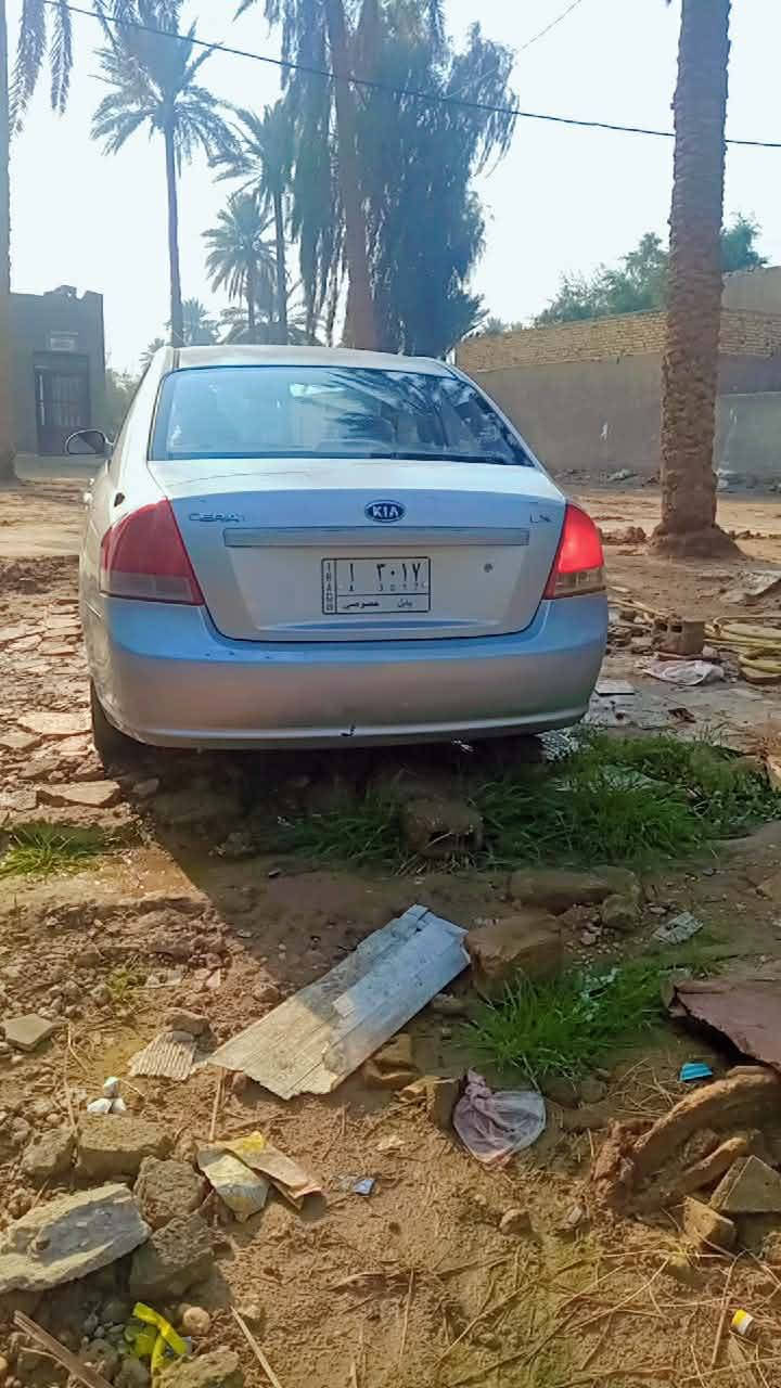 سلام عليكم سياره سيراتو 2008مكفوله كفاله عامه من كلشي جراد قليل سياره خير من الله السعر 77وبيه مجال اتصل الاستفسار رقم الهاتف ***********اهلا وسهلا بجميع
