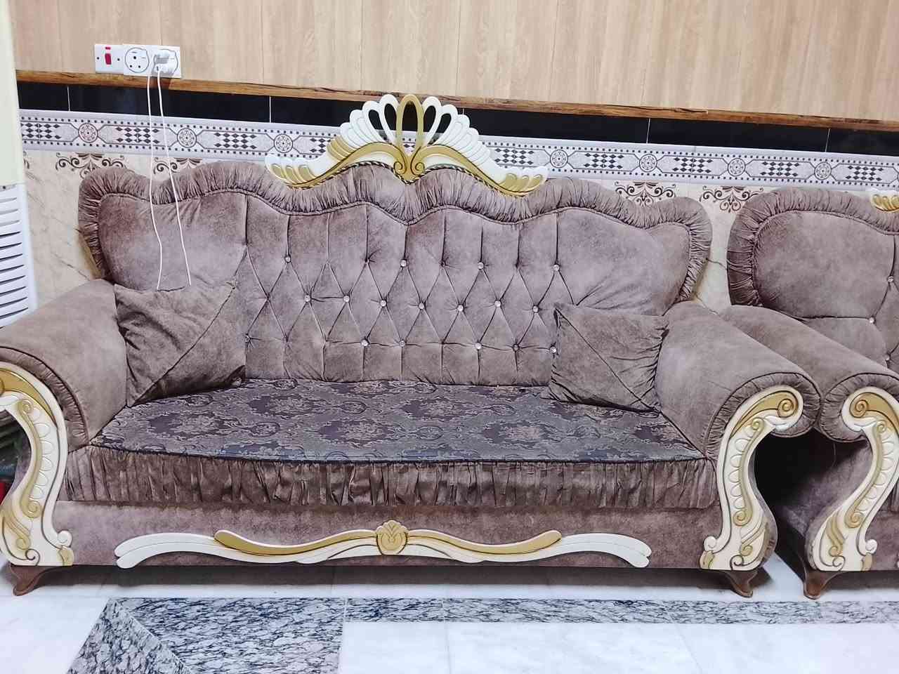 للبيــــــــــع
للاستفسار الاتصال على الرقم 

***********
