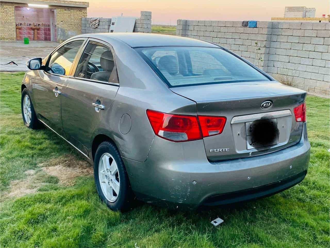 السلام عليكم
#كيا_سيراتو2012_اصل
#محرك_مرغوب_دوش_بانزين
ادوات ادوات 
كصة جنطه 
محرك حداديه فول مال الشركه 
دخول جديد كارتون 
اراقام وسنويه وكالة بـ اسم المشتري 
تبريد ثلج 
تخم تايرات
كير محرك مكفول
تحكم ستيرن 
السياره جاهزه مال جناي مابيه نقص برغي 
#السعر_42_ورقه_وبيه_مجال
للاتصال//***********
#المكان_ذي_قار_النصر
