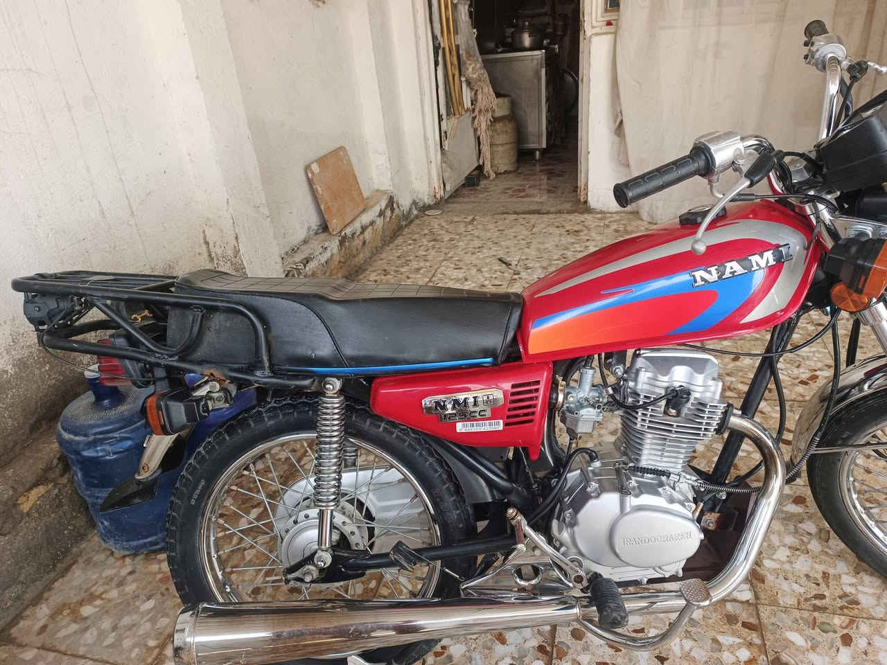 سلام عليكم دراجه نامه موديل 25 امتياز دراجه جديده يرادله جناي  دراجه حلوه وجديده وما ماشيه هواي مكينه رايبيدو اصلي  دراجه حلوه ومرتبه مال جنايه سعر خاص متواجد فيس ورقمي ***********
