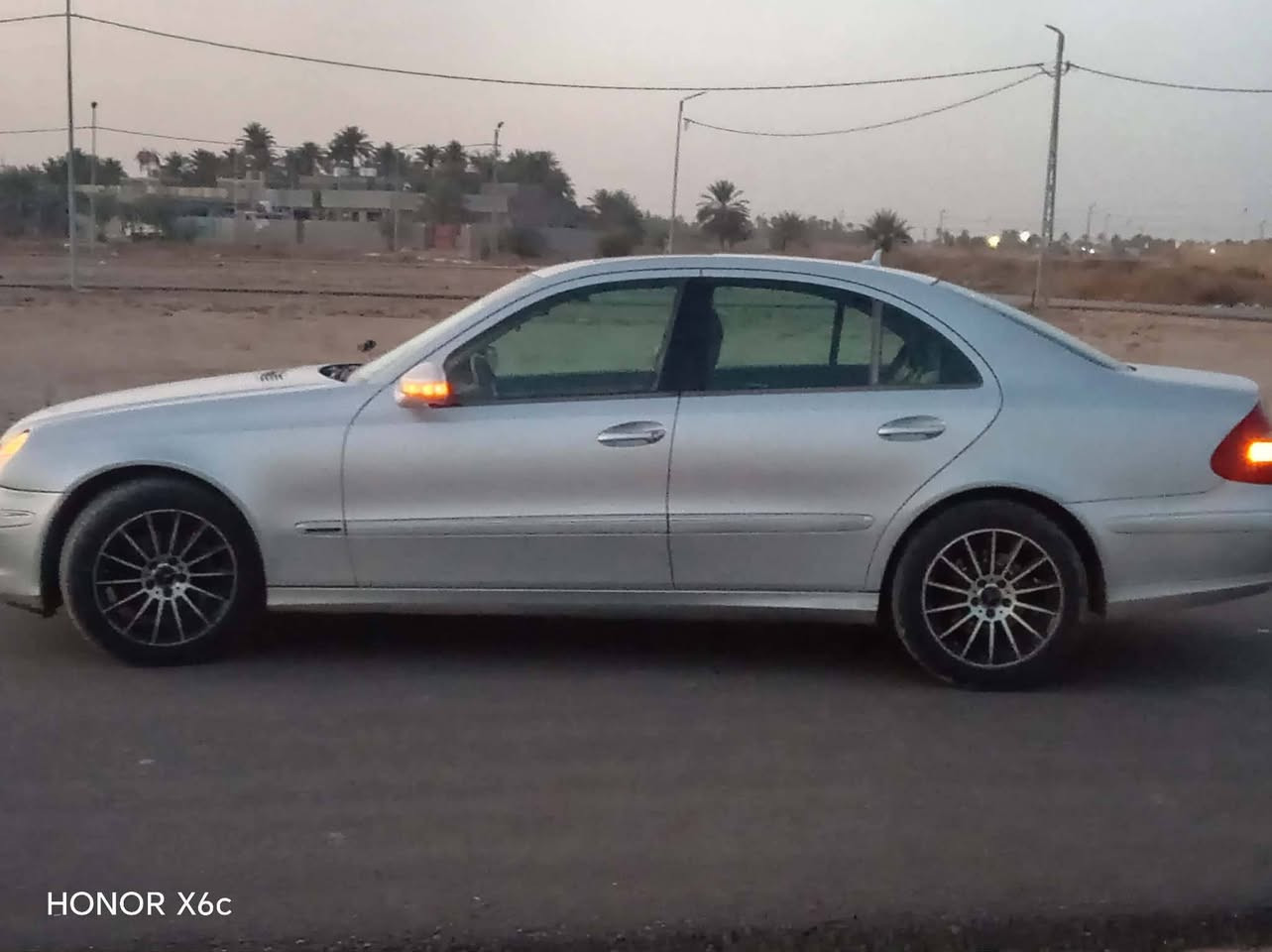 مرسيدس E200
موديل 2008
4 سلندر تيربو 
رقم أربيل 
130 وبيها مجال 
***********
