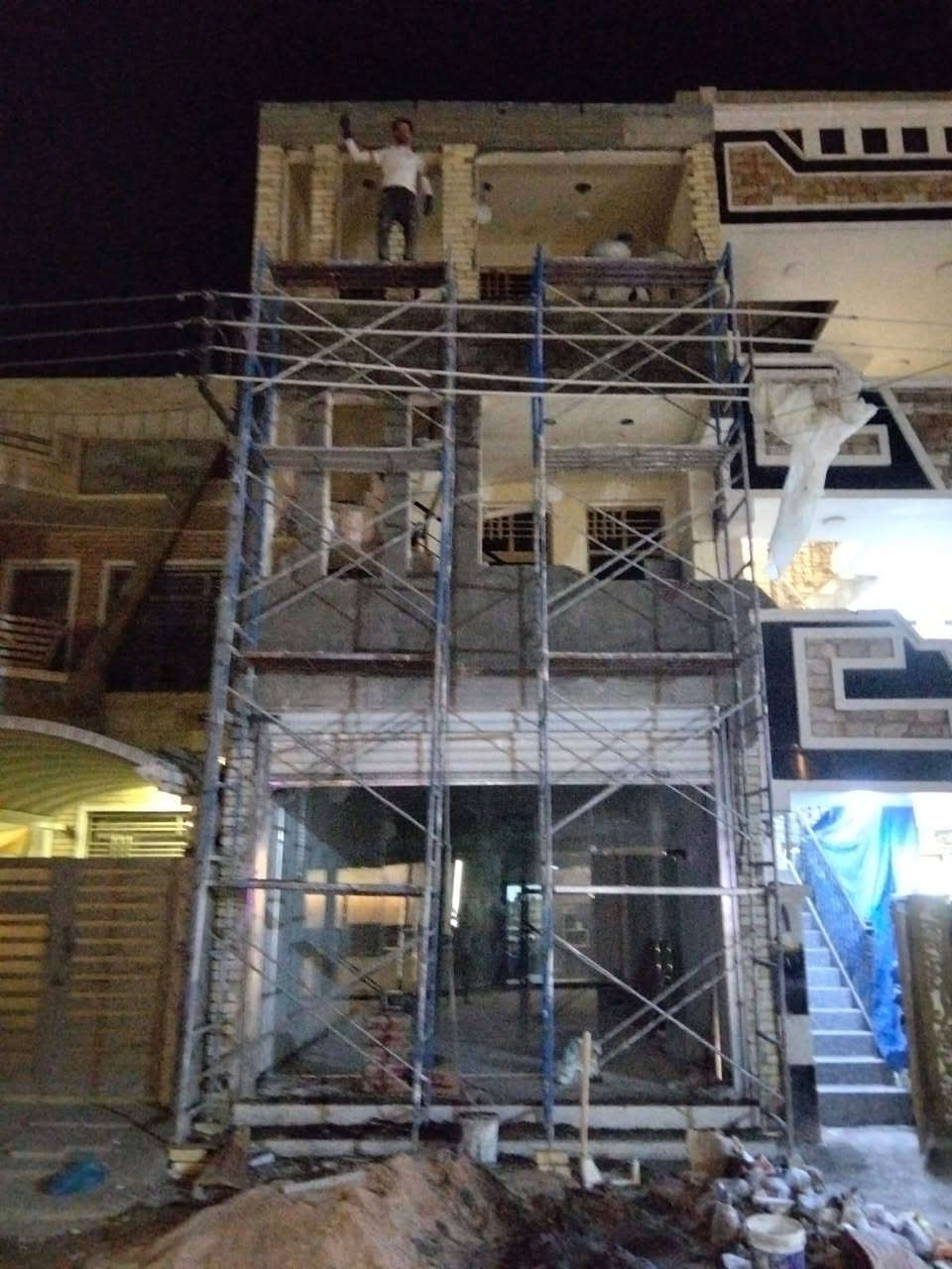 كادر مصري لبخ  شغل درجه اولي تسليم مهندس لبخ ثقل لبخ جراره تشميع طلس تركيب فوم تشطيب جميع انواع الوجهات وتغليفها 
للتواصل علي الرقم ***********
مكاني بغداد
